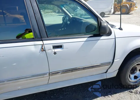 1997 Ford Explorer Eddie Bauer/Limited/Xl/Xlt from USA, damaged, VIN 1FMDU32E2VUB72316